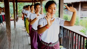 The Sacred Dancers of Angkor with Li-Da Kruger and Ravynn Karet-Coxen