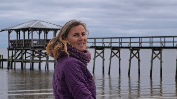 Anne Diamond interviews Author and Cyclist Marica van der Meer