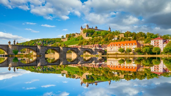 Learn about our European Sojourn itinerary with Neil Barclay