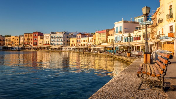 Anne Diamond interviews author Victoria Hislop