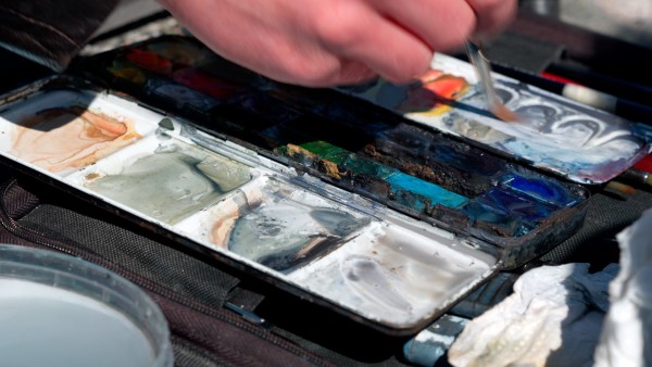 Delve into the creative process of renowned Norwegian artist Axel Thorenfeldt