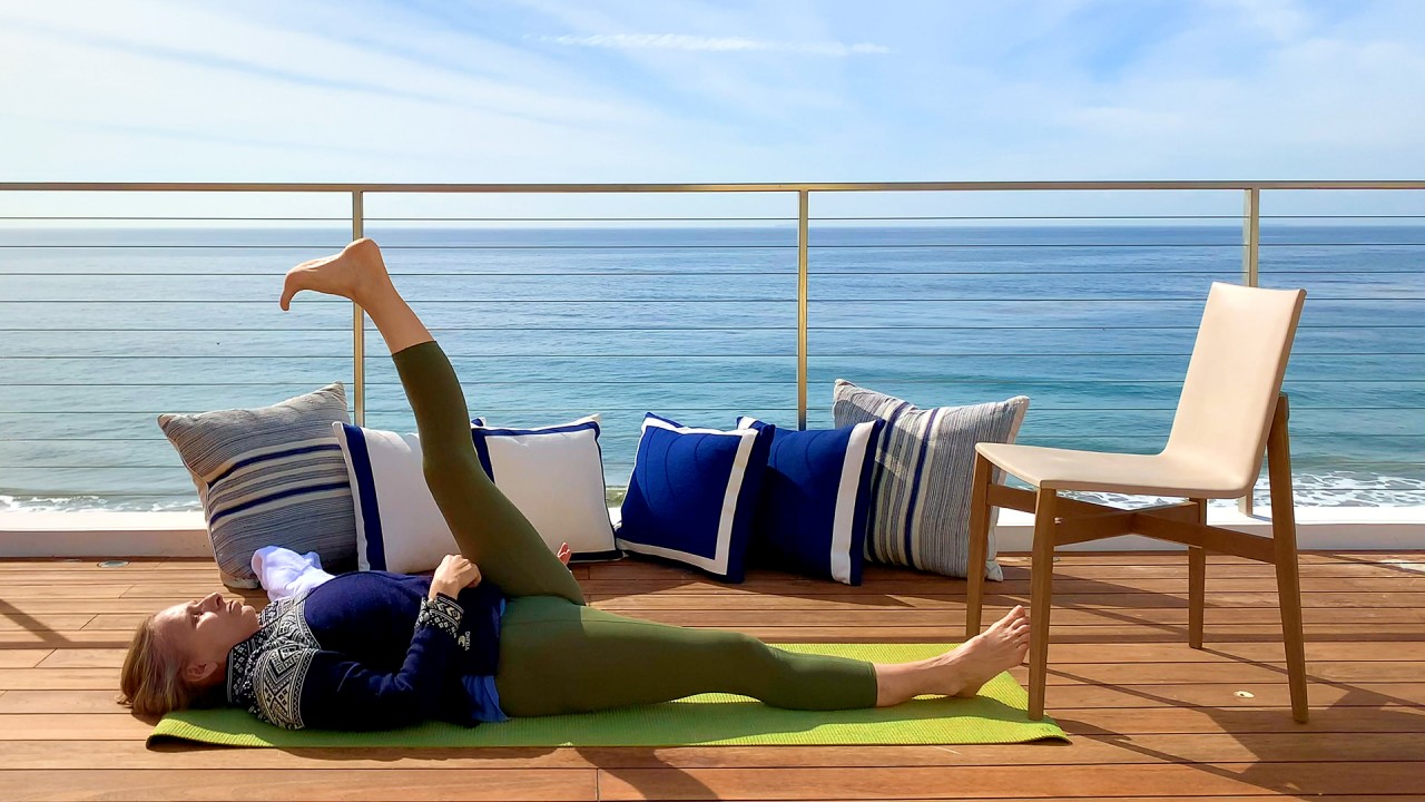 Yoga: Hip Stretch and Flex)