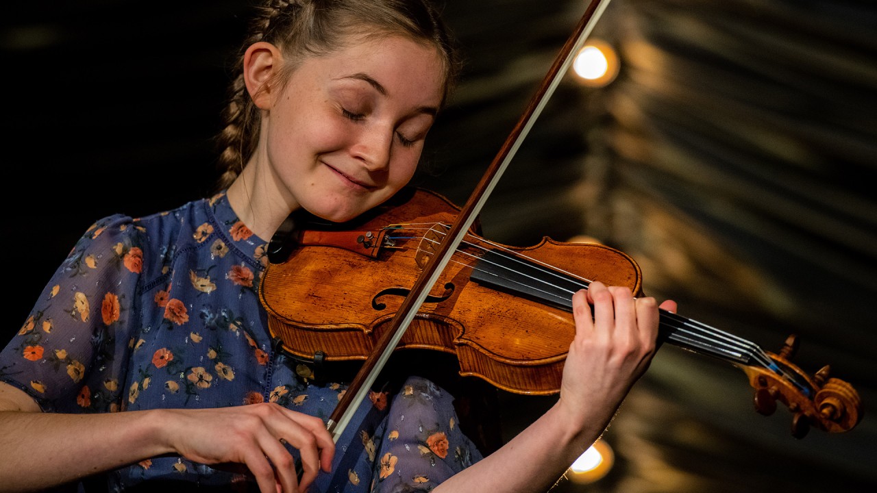 Delight in an enchanting evening of music with a special performance led by musical prodigy and composer Alma Deutscher)