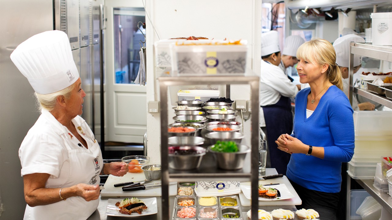 The Queen of Smørrebrød)