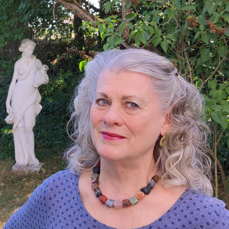 Lucy Hallman Russell