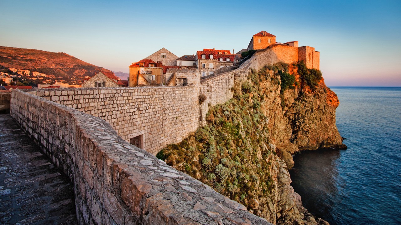 Deepen your appreciation of Dubrovnik with historian David Burgess)