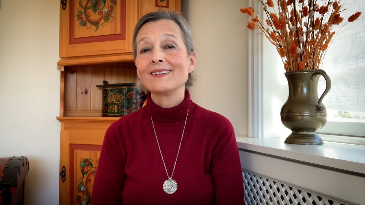 Learn how to process grief with wellness host Alexandra Svalastog)