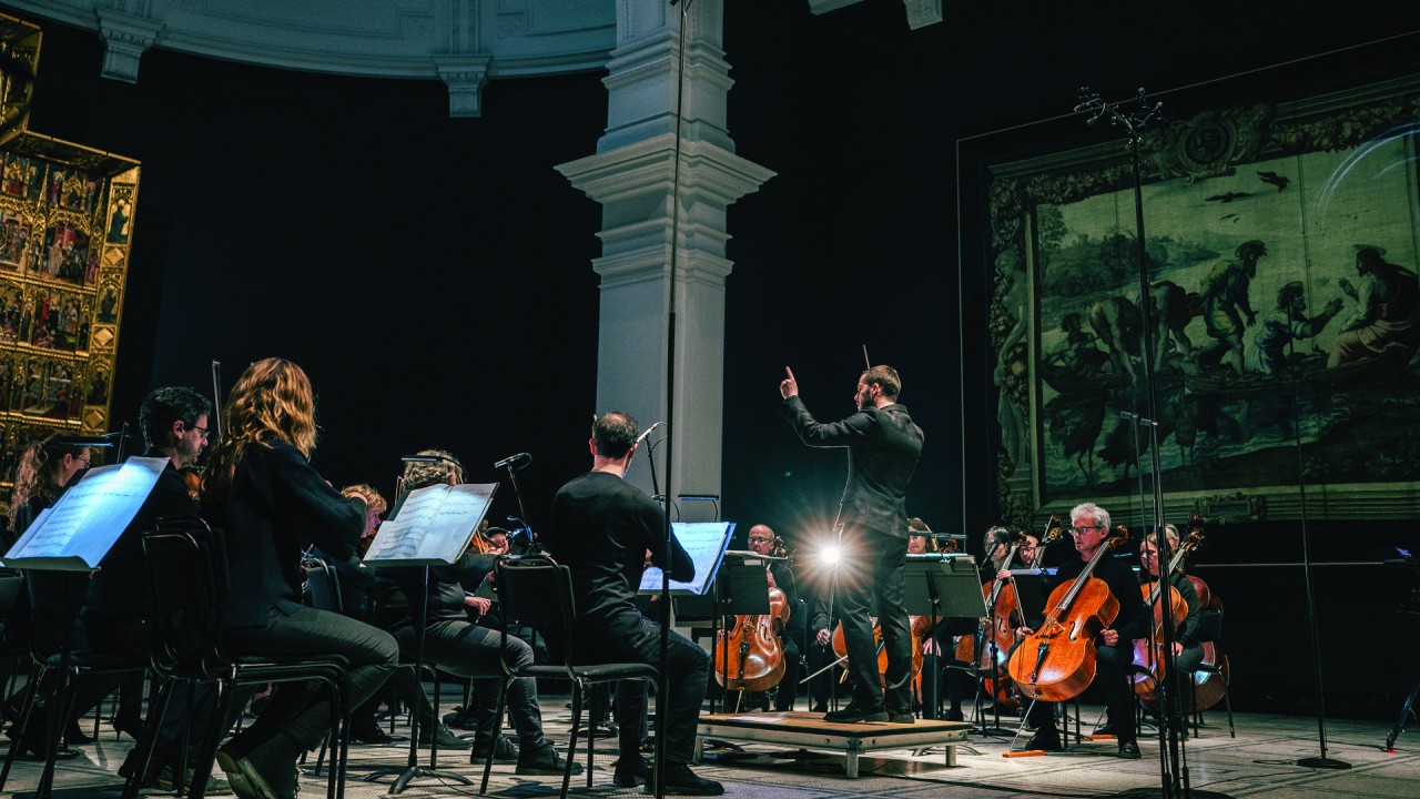 Enjoy an orchestral performance with conductor Oliver Zeffman, countertenor Jakub Jósef Orliński and the Academy of St Martin in the Fields)