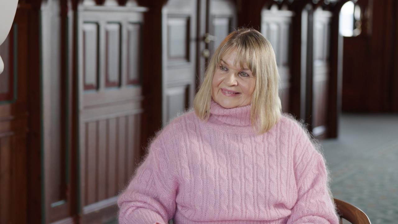 Alastair Miller in conversation with Norwegian author Anne Marit Muri)