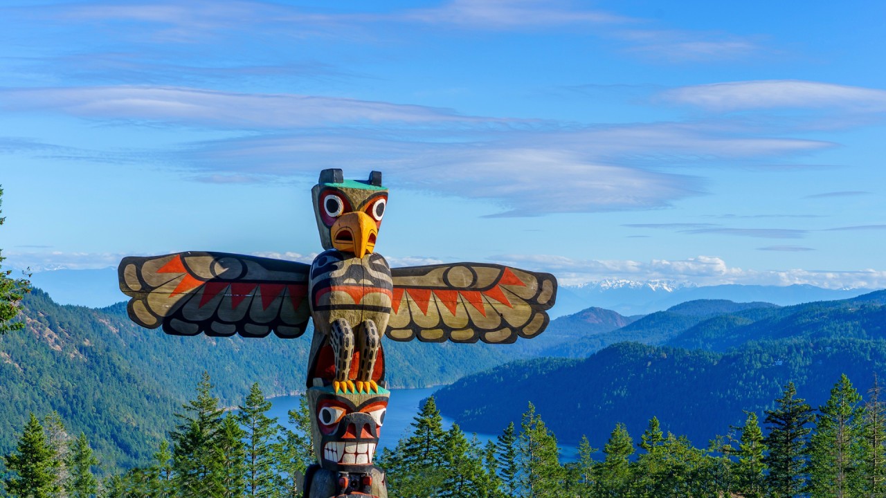 Anne Diamond interviews author Bill Arnott)