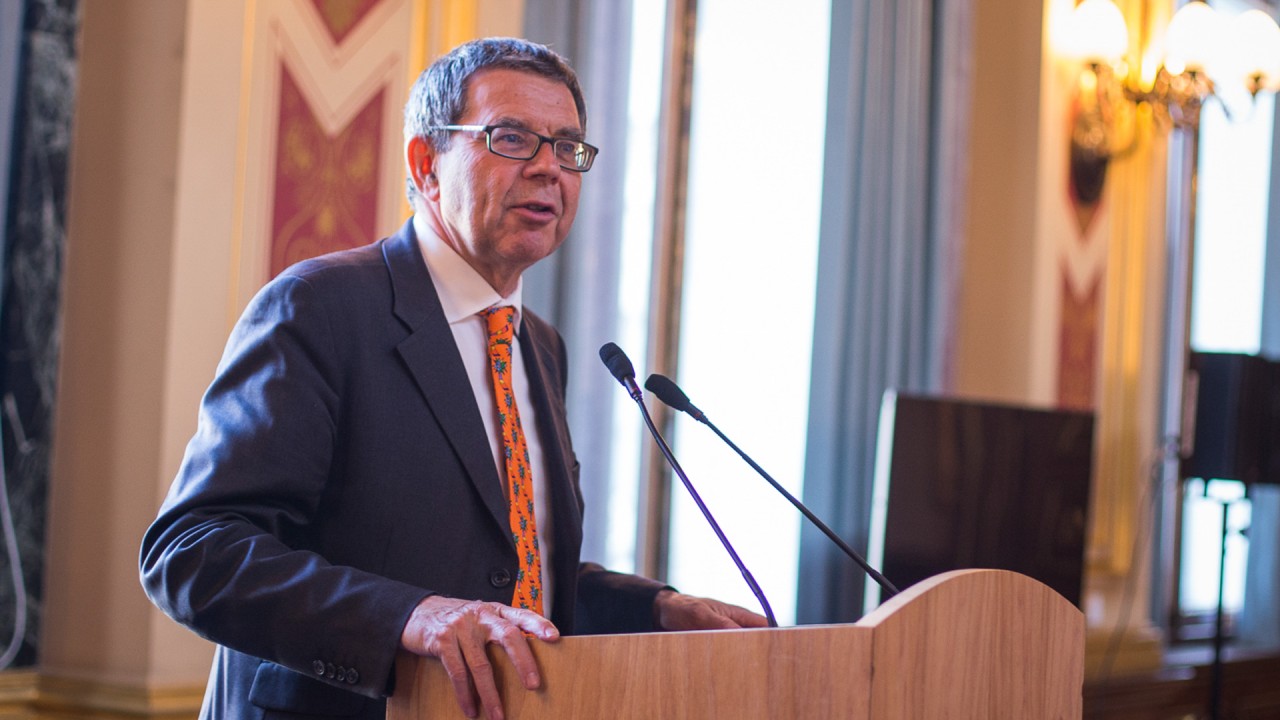 Anne Diamond interviews former diplomat Alan Charlton)