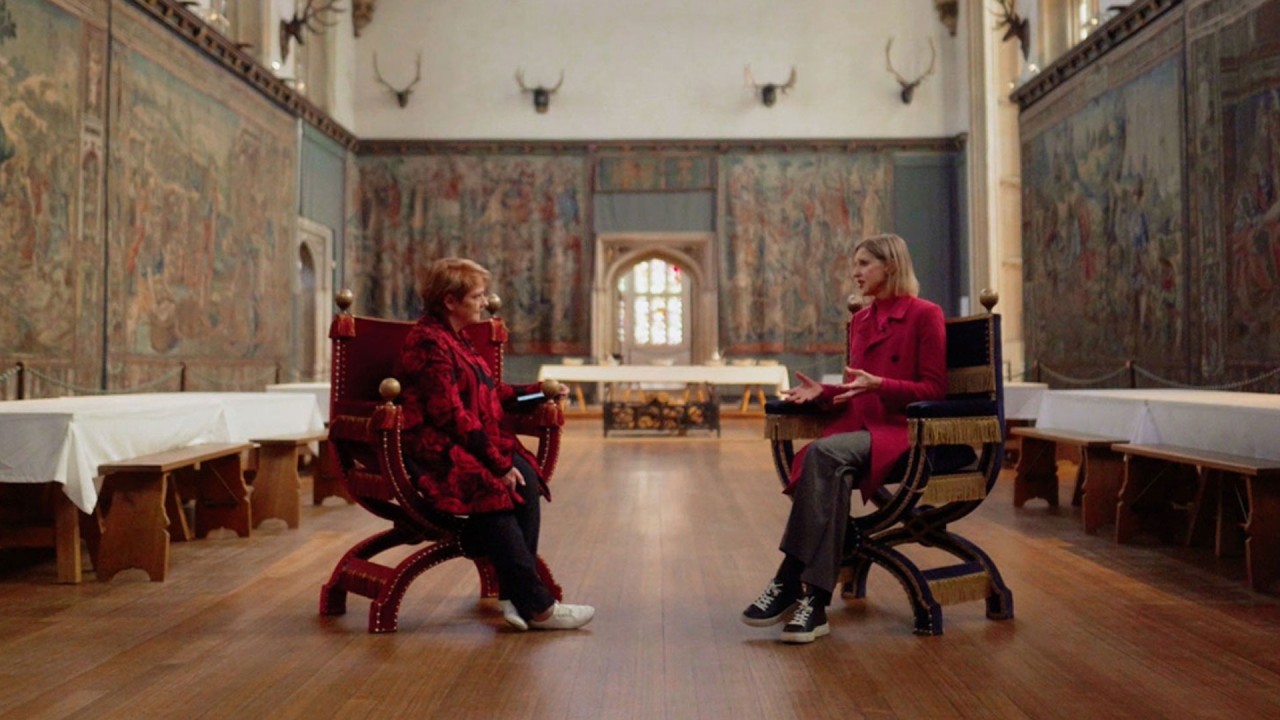 Anne Diamond interviews author and Tudor historian Dr. Tracy Borman)