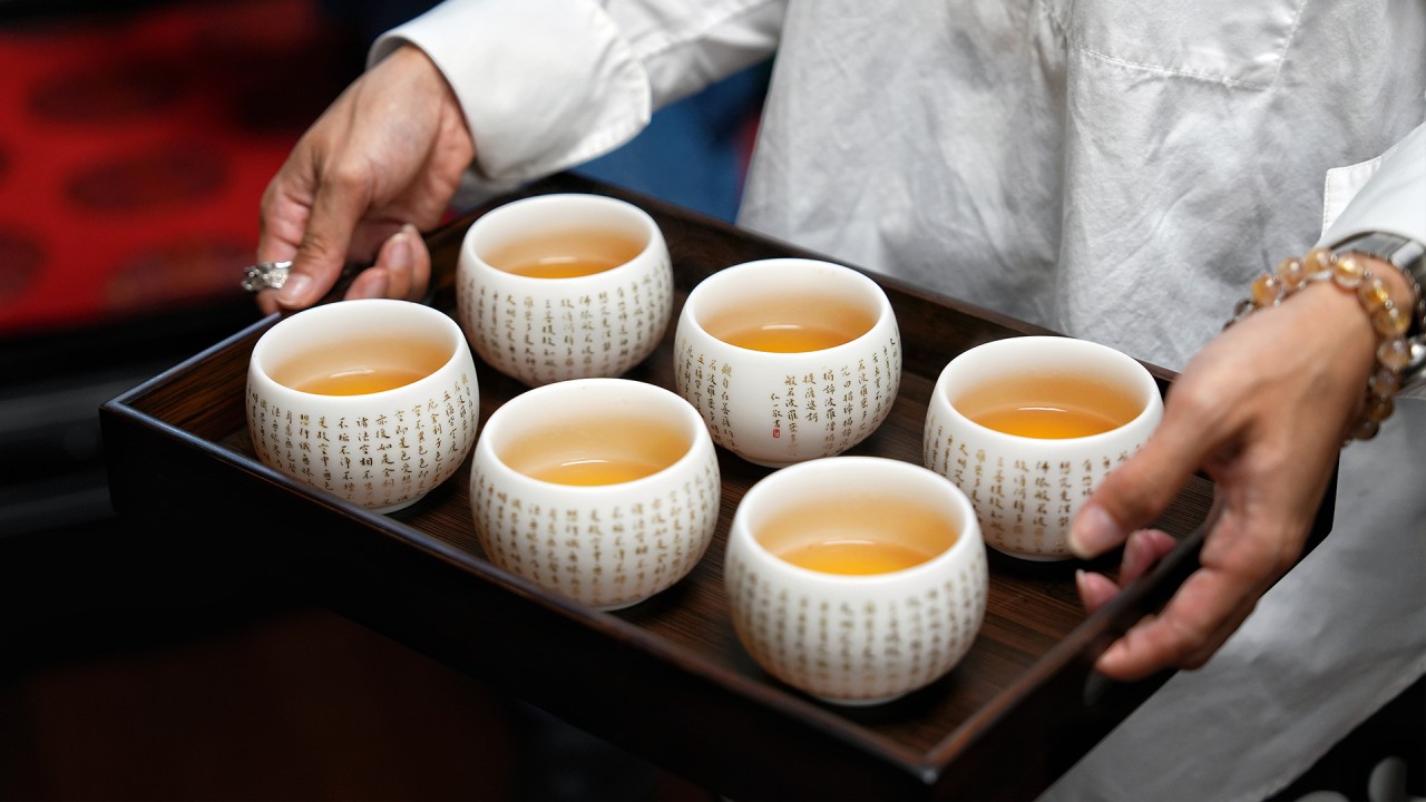 Exploring More of China with Karine)