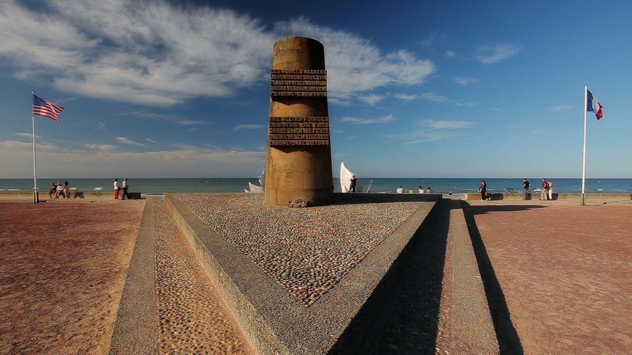 Karine Explores: World War II)