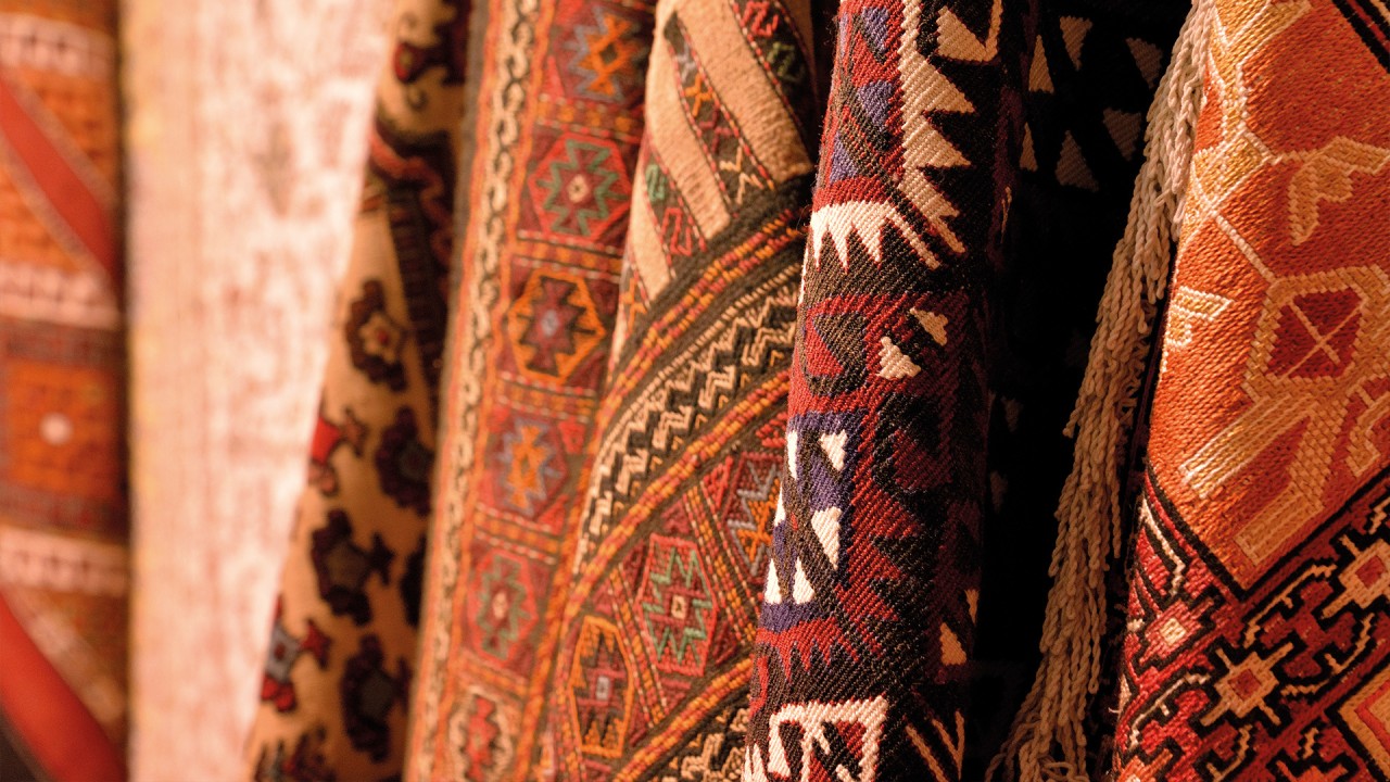 Karine Explores: The Art of Fabric)