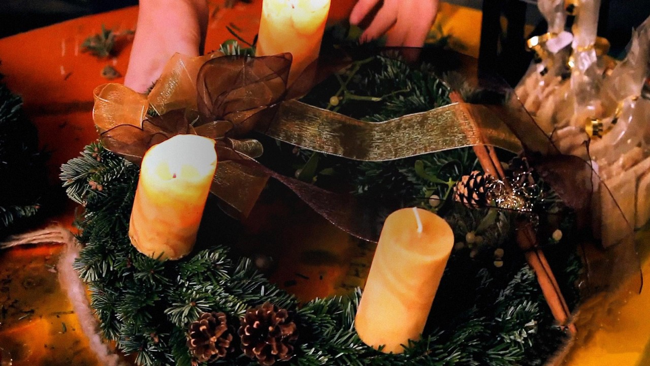 Wreath Making with Karine)